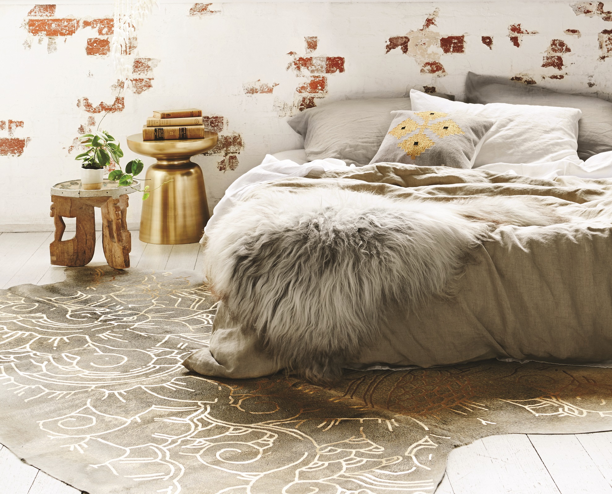 Rug art Custom Homes Magazine