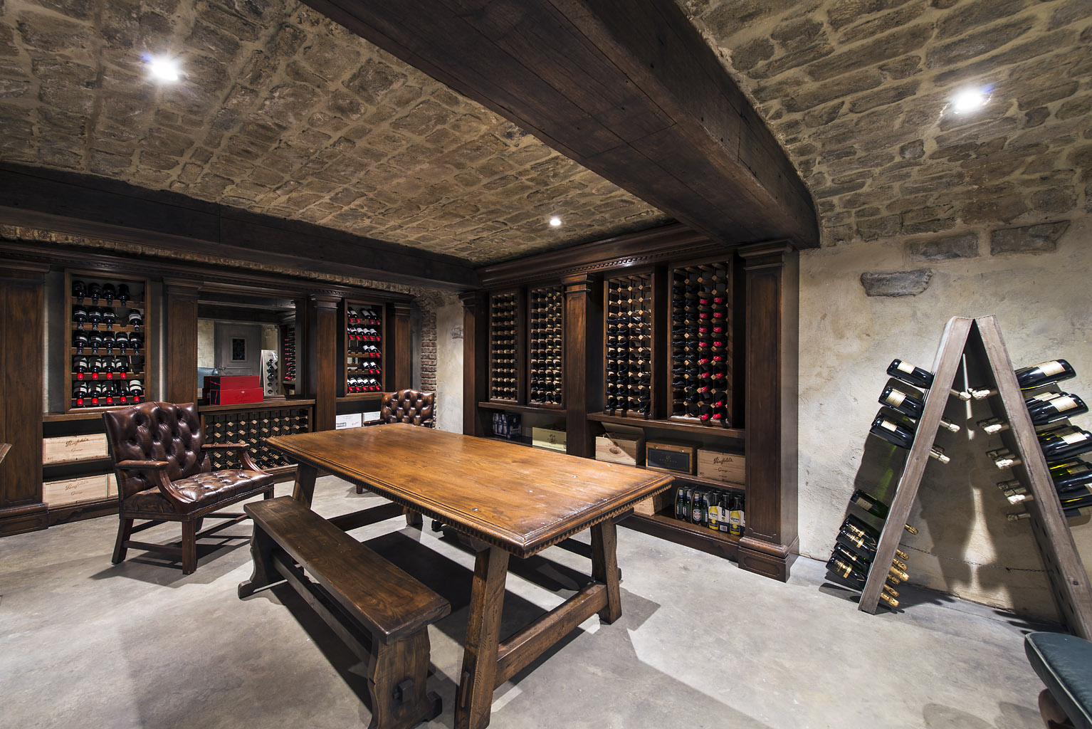 Luxury Home Cellar - Custom Homes Magazine