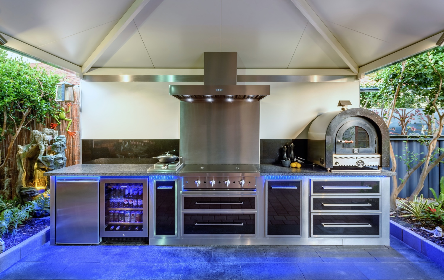 Perth Alfresco Kitchen Designers - Custom Homes Magazine