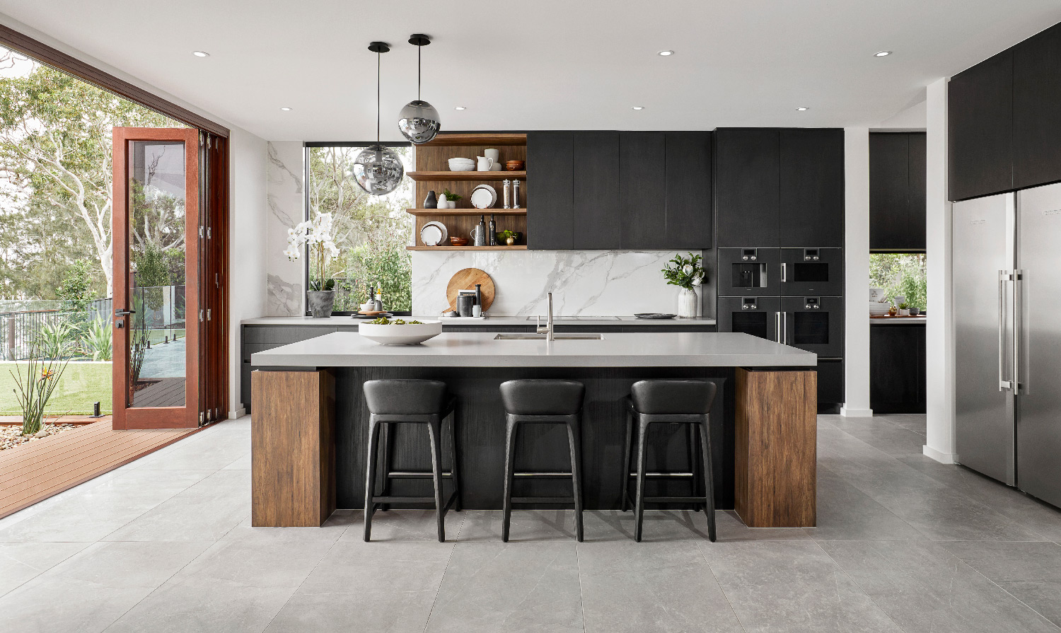 Contemporary Home-Kitchen