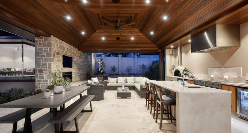 Cutom Builders Open kitchen