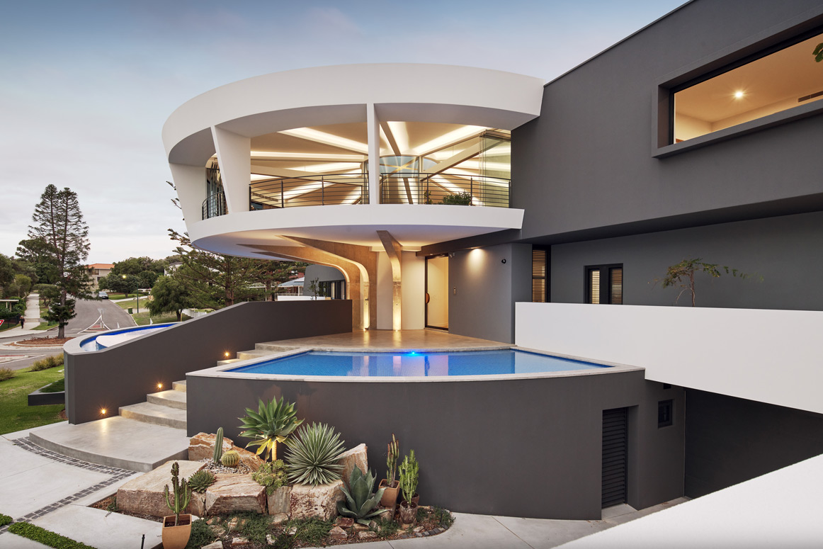 Futuristic-Home-pool and facade