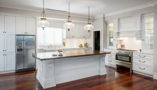 Classy Hamptons-Provincial Kitchen