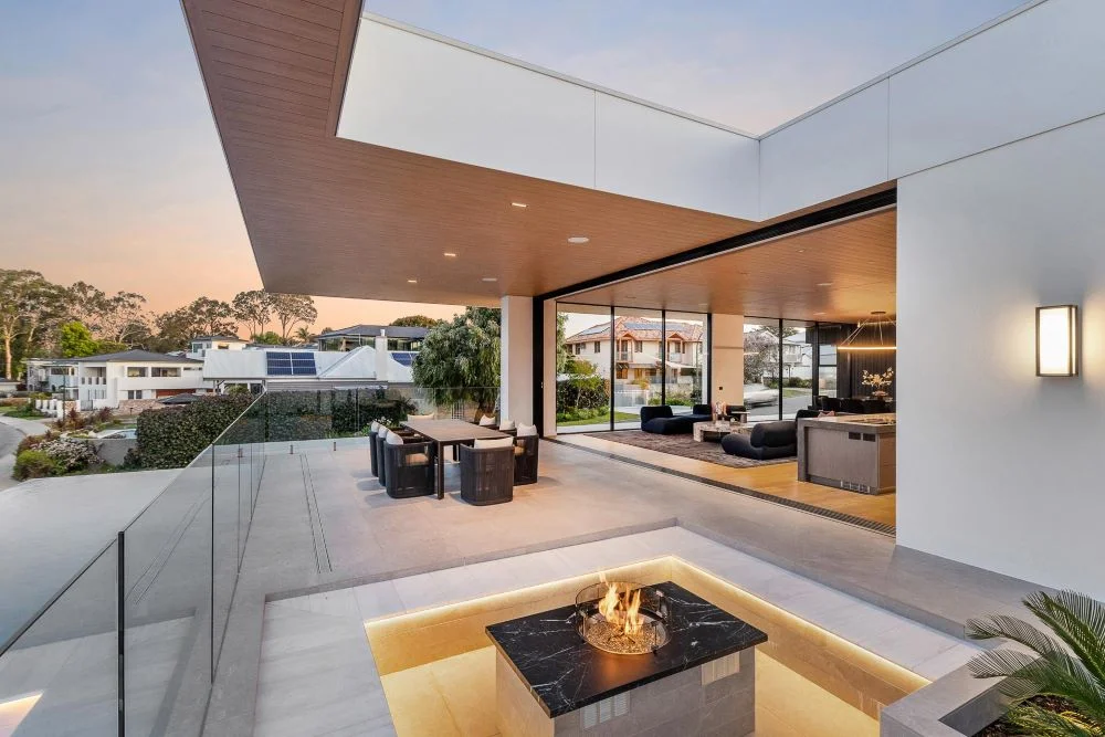 Alfresco with Balcony