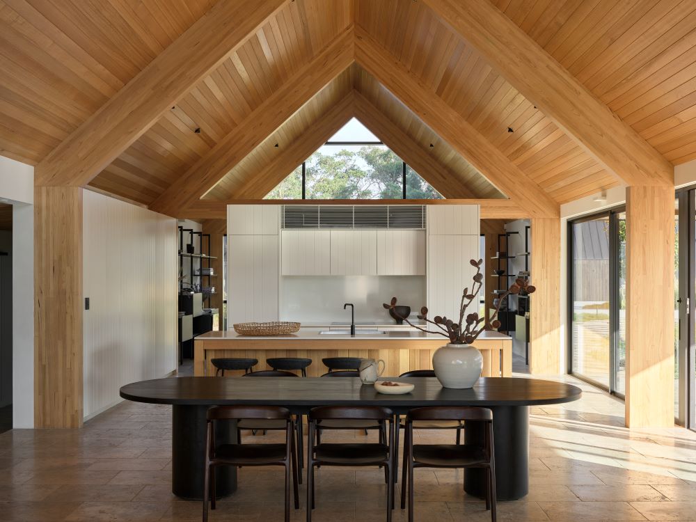 Cross laminated timber