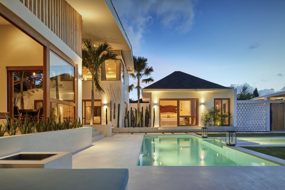 Sunset cocktails Bali