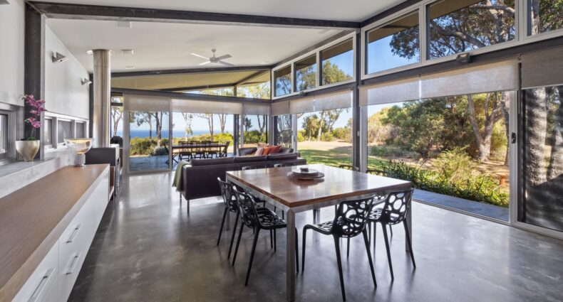 Luxury Airbnb Redgate Beach