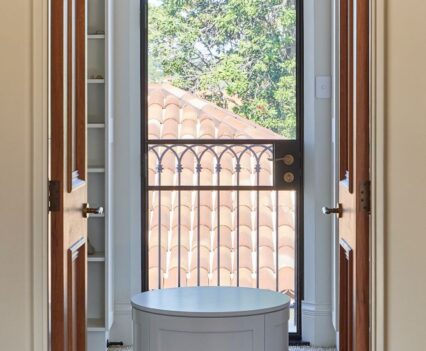 Arched Dressing Room