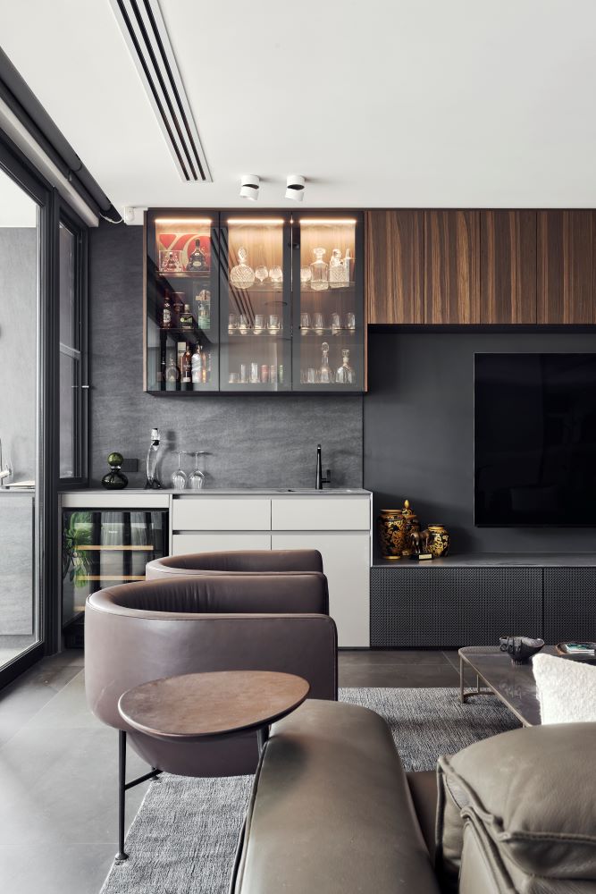 Warm contemporary interiors