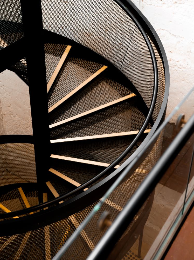 Spiral staircase fabrication