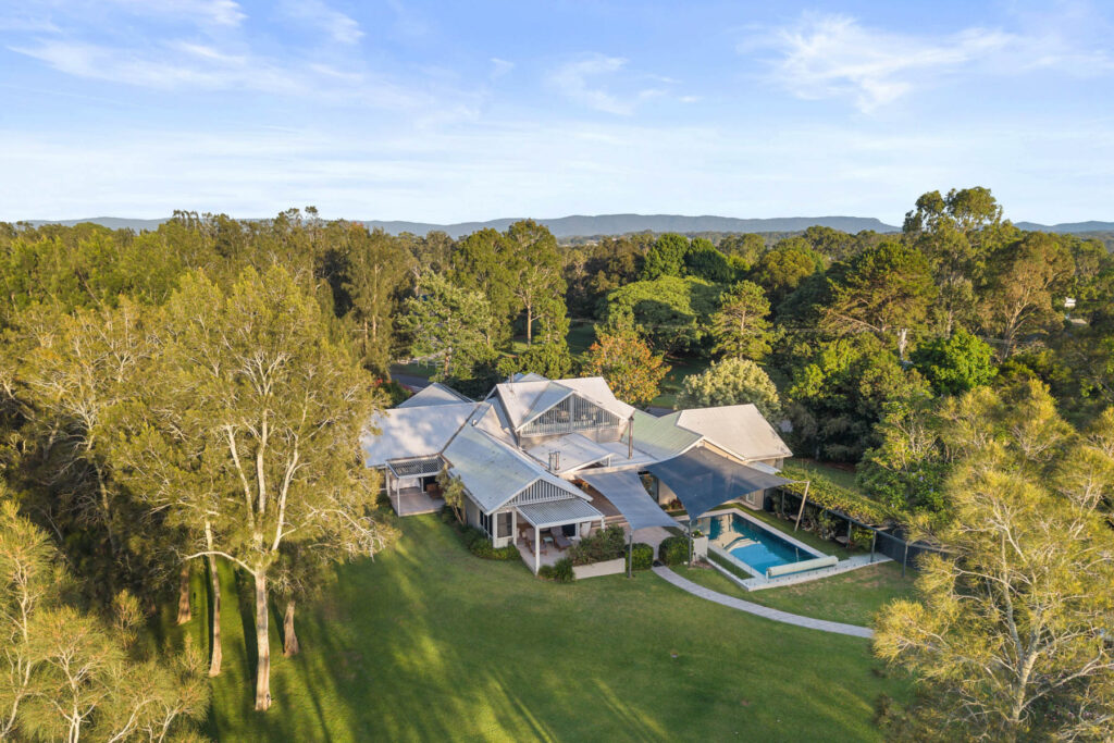 Luxury Lakeside Properties NSW
