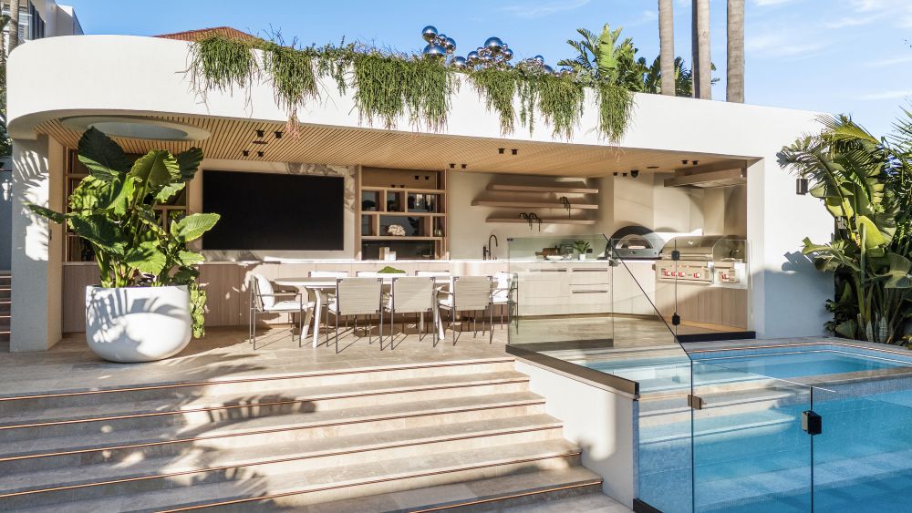 Luxury covered Pavillion Dover Heights House