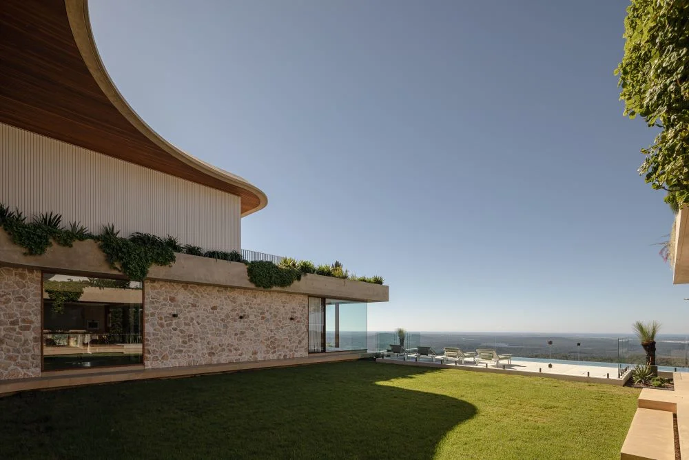 luxury home Queensland