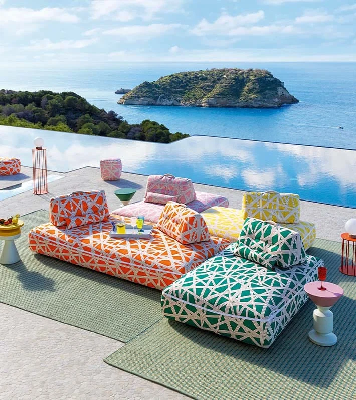 modern outdoor living design