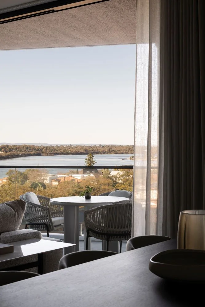 Luxury apartment kitchens