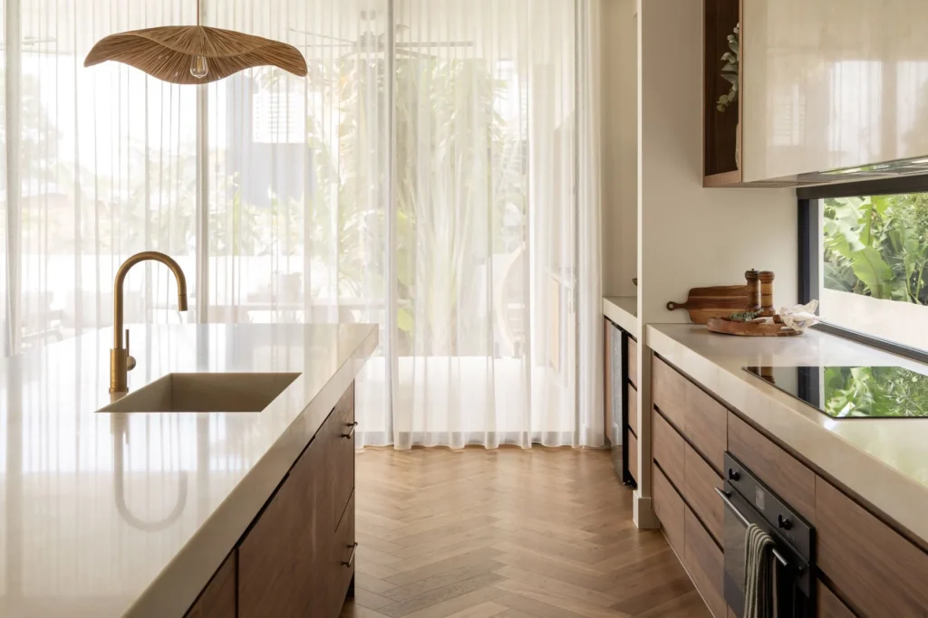 ABI Interiors Antique Aurum