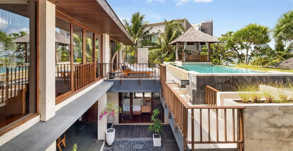 Luxury villa in Seminyak on Batu Belig Beach