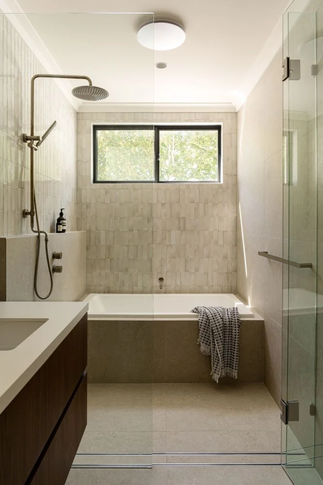 contemporary custom home in Como Perth