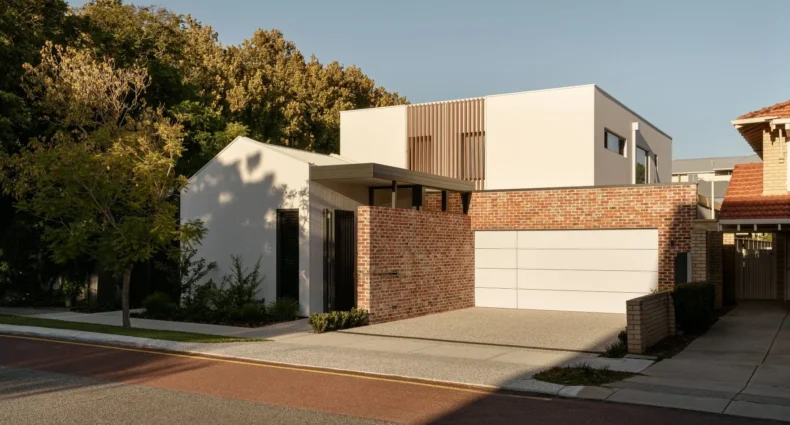 Contemporary Como Home