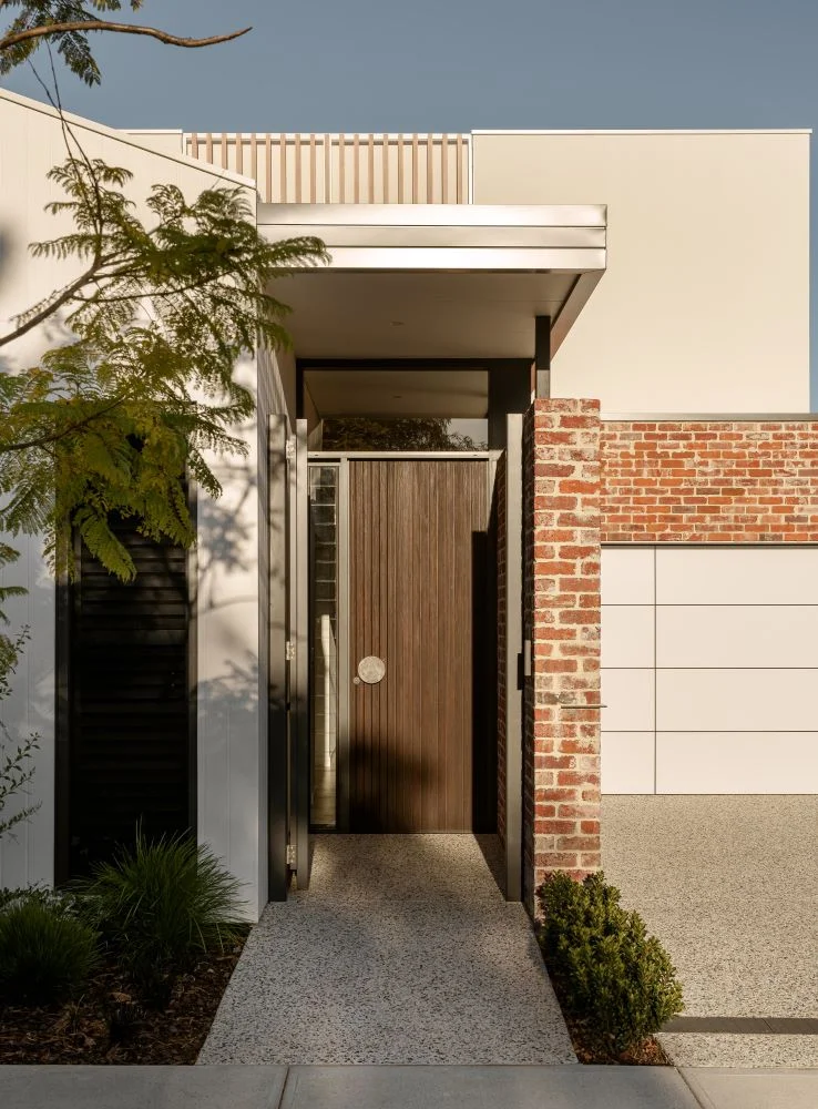 contemporary custom home in Como by Weststyle