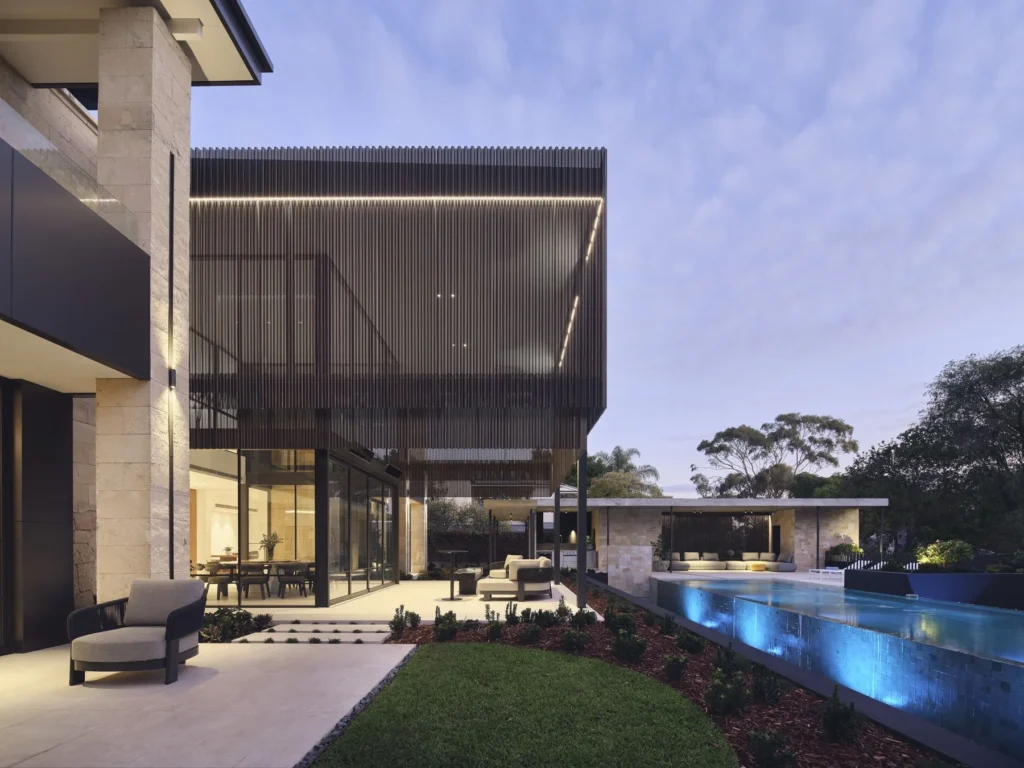 luxury outdoor entertaining area