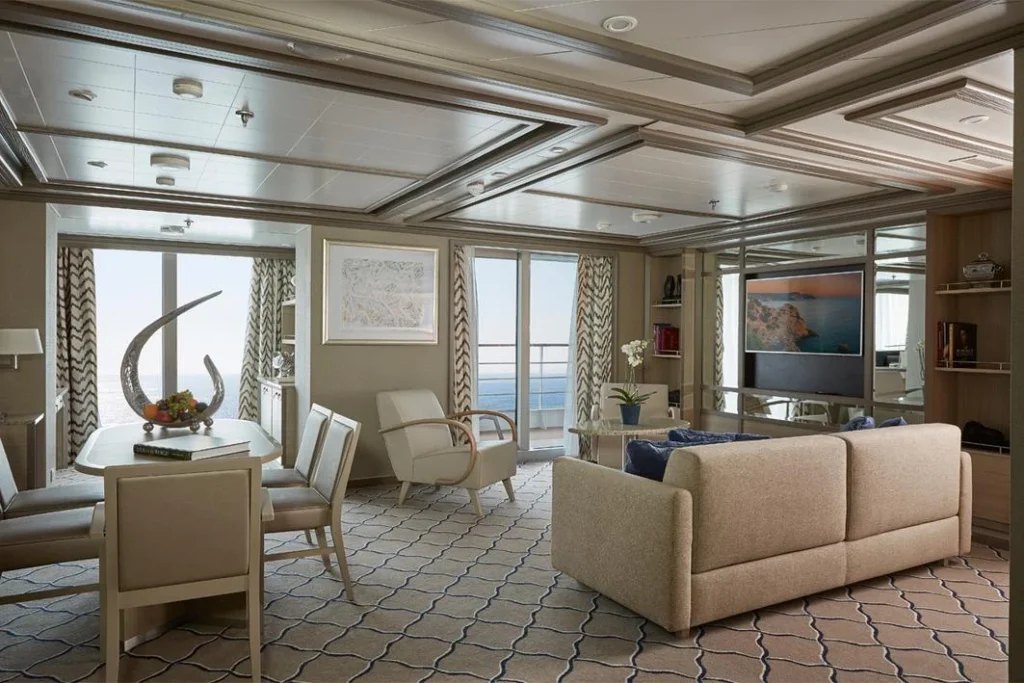 luxury cruise to Antarctica with flights