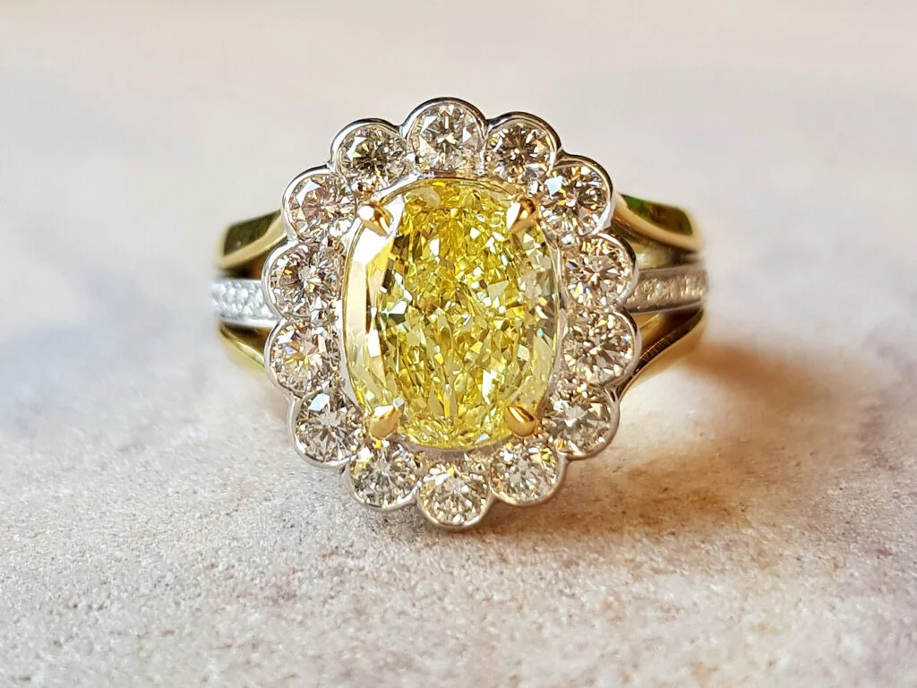 Gary Coffey creating bespoke fine jewellery at Giulians Sydney