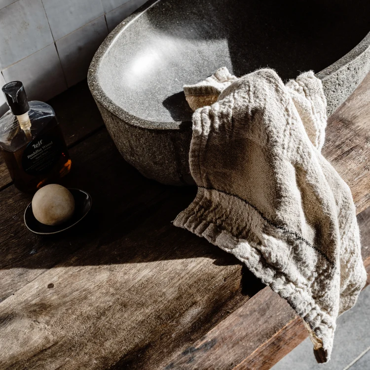 Natural linen homewares from Eadie Lifestyle